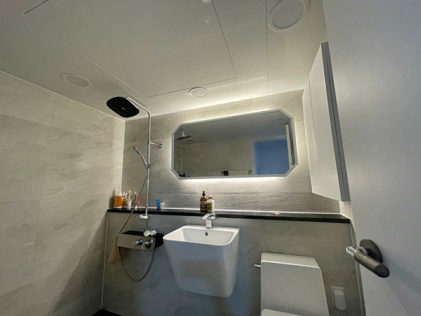 /user/f/fixyourplace/editor/2106/01694e858894f3b2065e6115b834ae1a_1624107937_9508.jpg 이미지크게보기