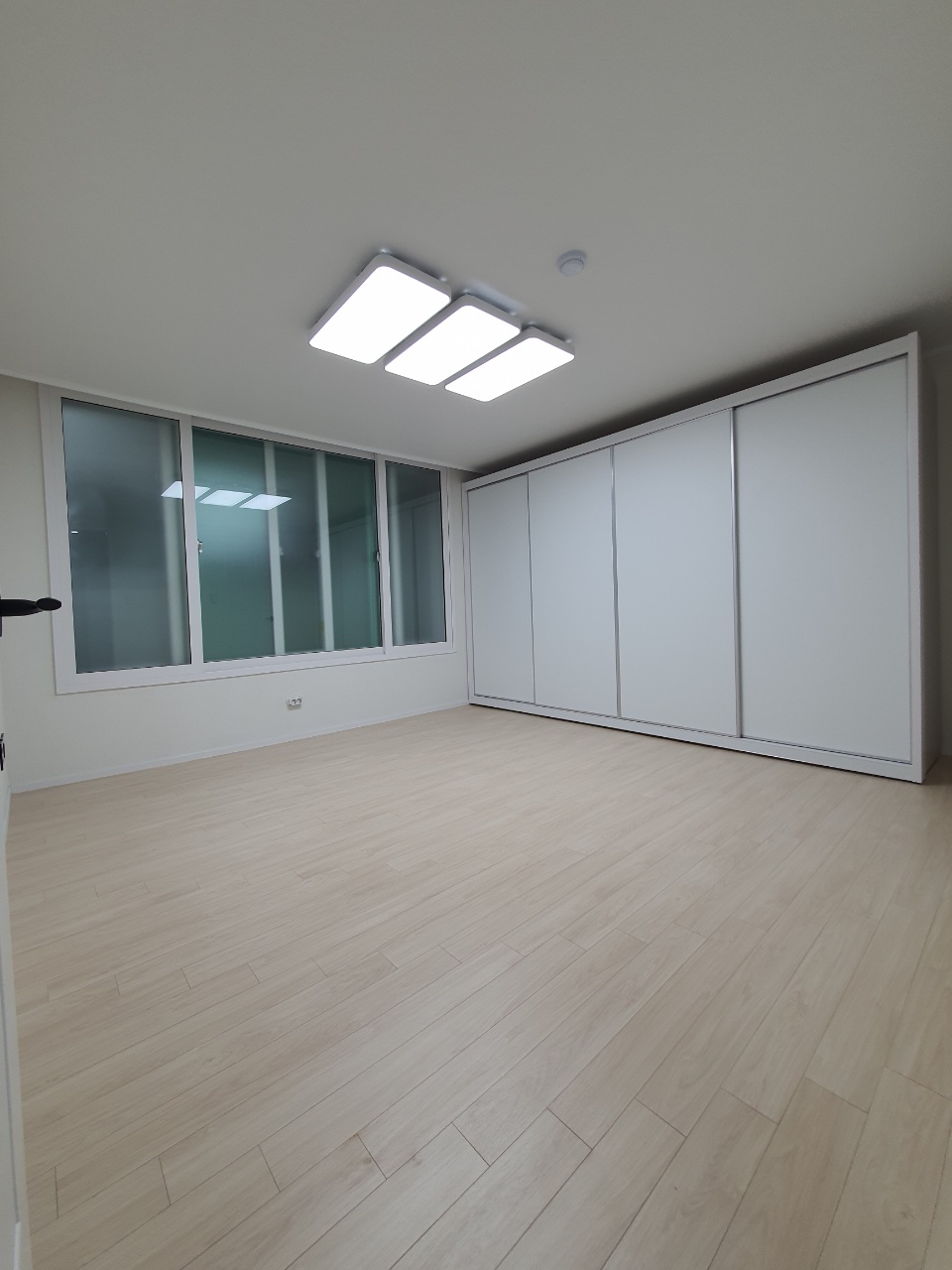 /user/f/fixyourplace/editor/2111/fd01b8752e1778b821cc85fe80442906_1637381847_5776.jpg 이미지크게보기