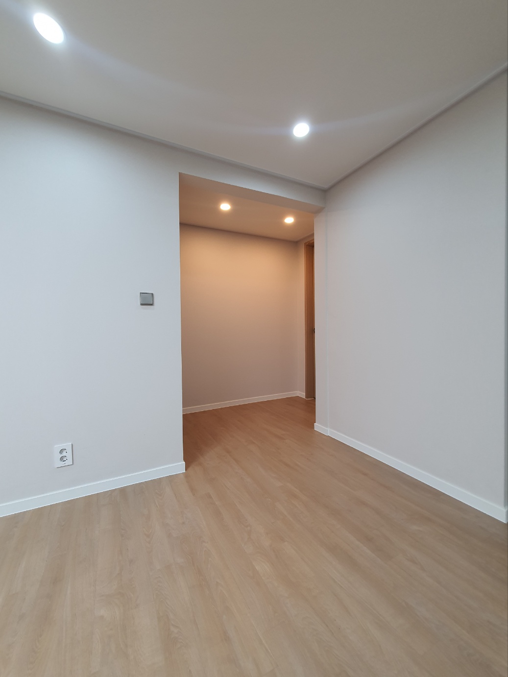 /user/f/fixyourplace/editor/2306/e152498a178f3e6e73ccc049be728686_1686488654_8481.jpg 이미지크게보기
