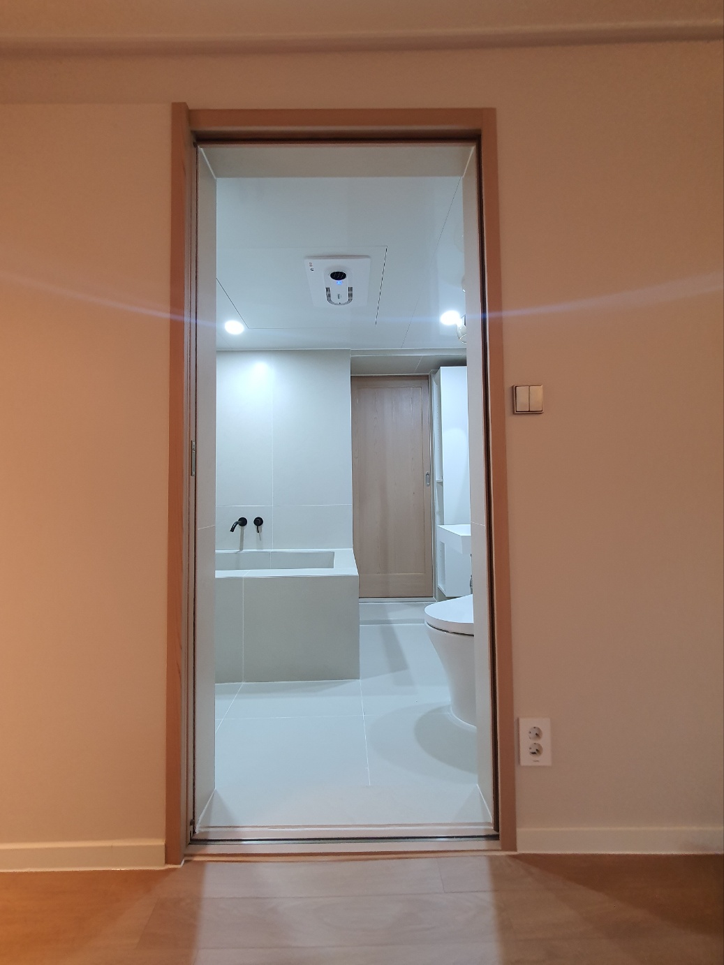 /user/f/fixyourplace/editor/2306/e152498a178f3e6e73ccc049be728686_1686488713_0463.jpg 이미지크게보기