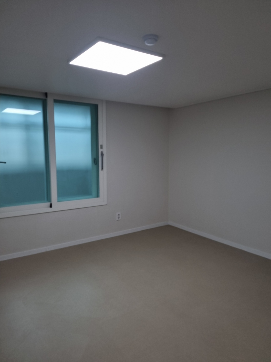 /user/f/fixyourplace/editor/2404/a6c346084216be53ee8c540d96ca1a01_1712539346_7582.jpg 이미지크게보기