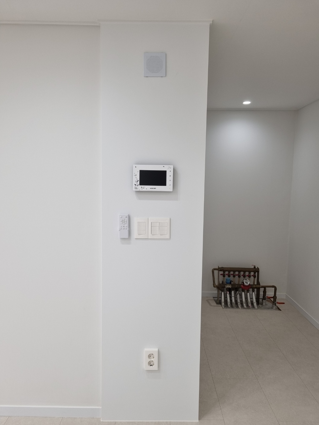 /user/f/fixyourplace/editor/2405/2adcdbdd611abdfca2b469a081895093_1714569482_8054.jpg 이미지크게보기