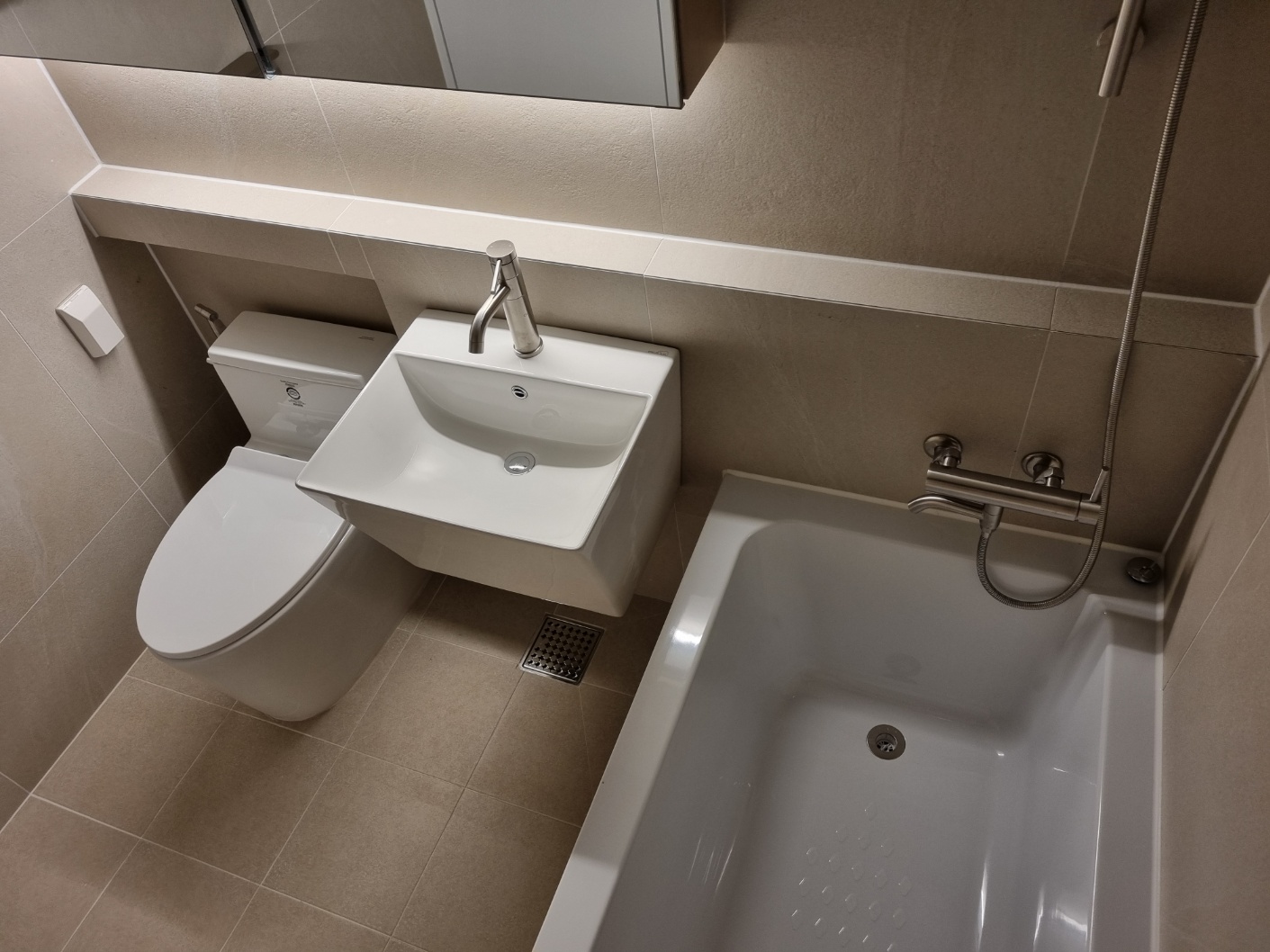 /user/f/fixyourplace/editor/2405/2adcdbdd611abdfca2b469a081895093_1714569513_0081.jpg 이미지크게보기