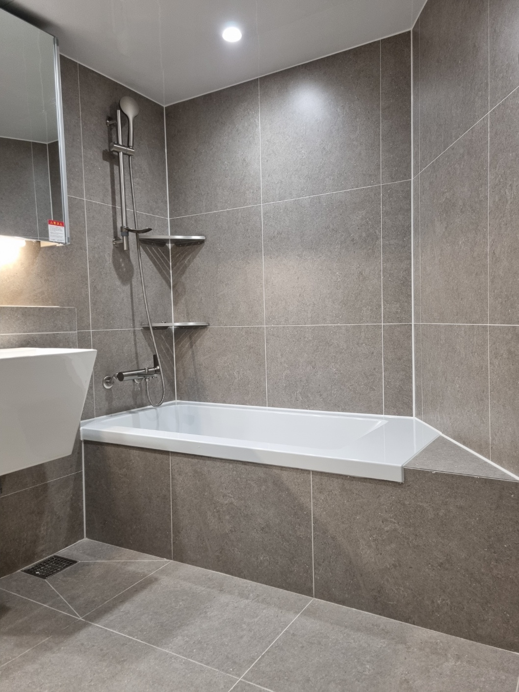 /user/f/fixyourplace/editor/2602/86d7a97b88d531bd8c35a1a85087d71c_1771054586_4333.jpg 이미지크게보기